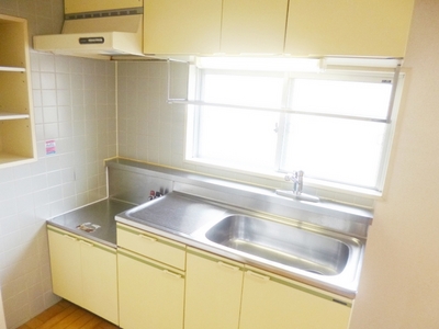 Kitchen. Kitchen is a two-burner gas stove installation Allowed ThatLookLikeThis ☆ 
