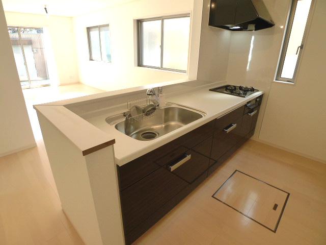 Same specifications photo (kitchen). Kitchen (complete construction cases)