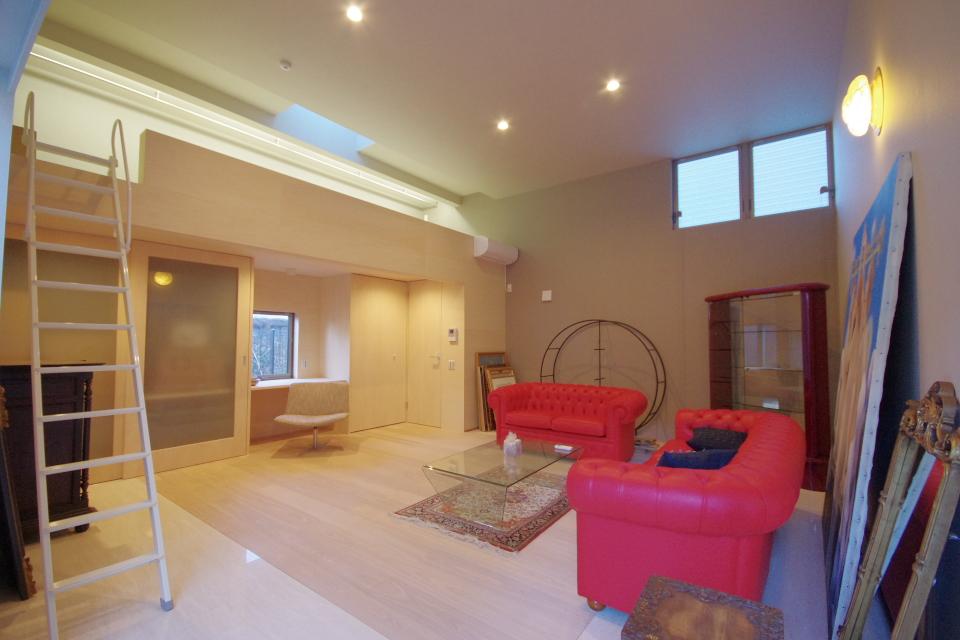 Non-living room. Prince House Interior