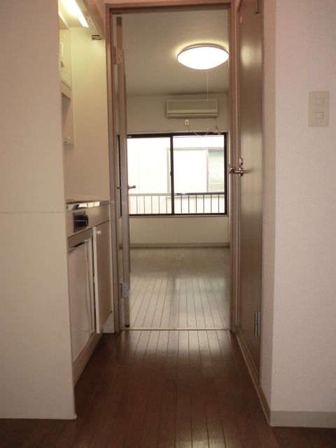 Kitchen. A new life in a beautiful flooring