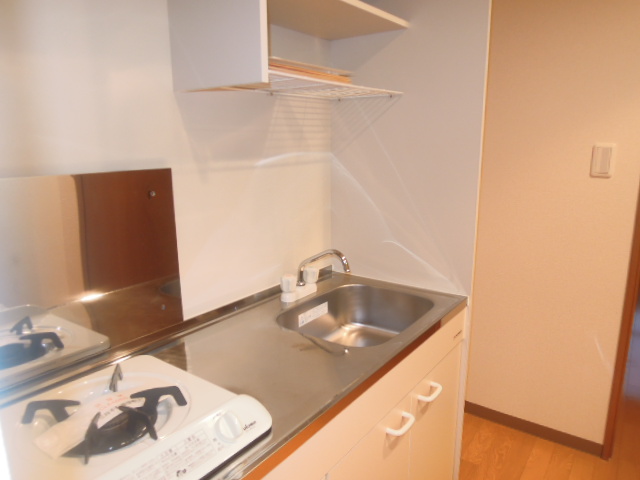 Kitchen. Receipt ・ 1-neck with gas stove