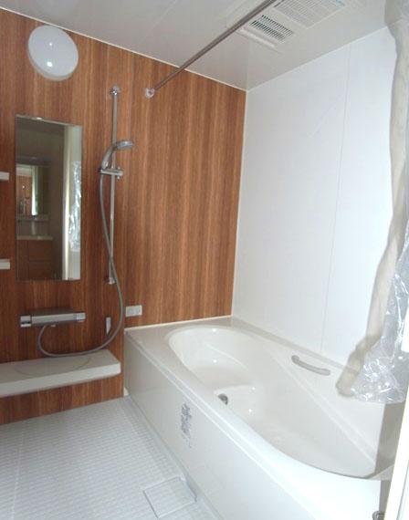 Same specifications photos (Other introspection). Same specifications photo (bathroom)