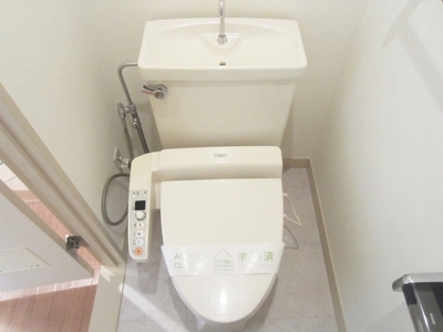 Toilet. I'm glad bidet with a toilet ☆
