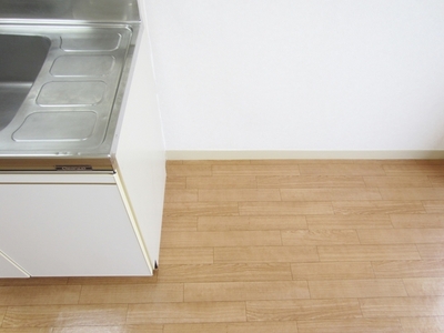 Other Equipment. Refrigerator is the place ☆ There on the side of the kitchen ☆