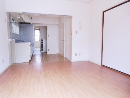 Living and room