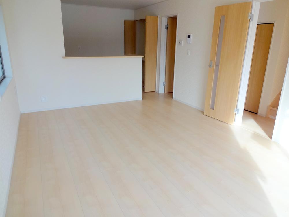 Living. Indoor (12 May 2013) Shooting