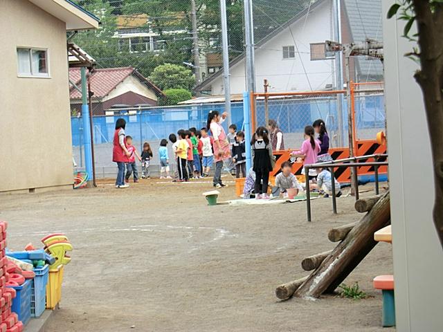 kindergarten ・ Nursery. 810m up to municipal third nursery