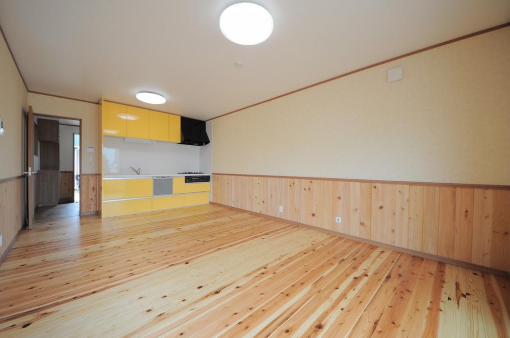 Kitchen. Indoor (July 2013) Shooting