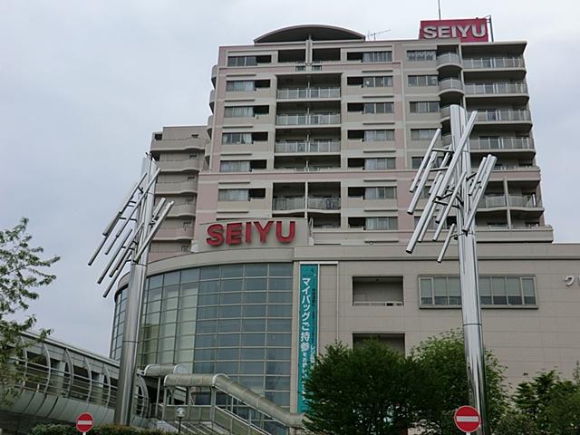 Shopping centre. Seiyu until the store 1100m