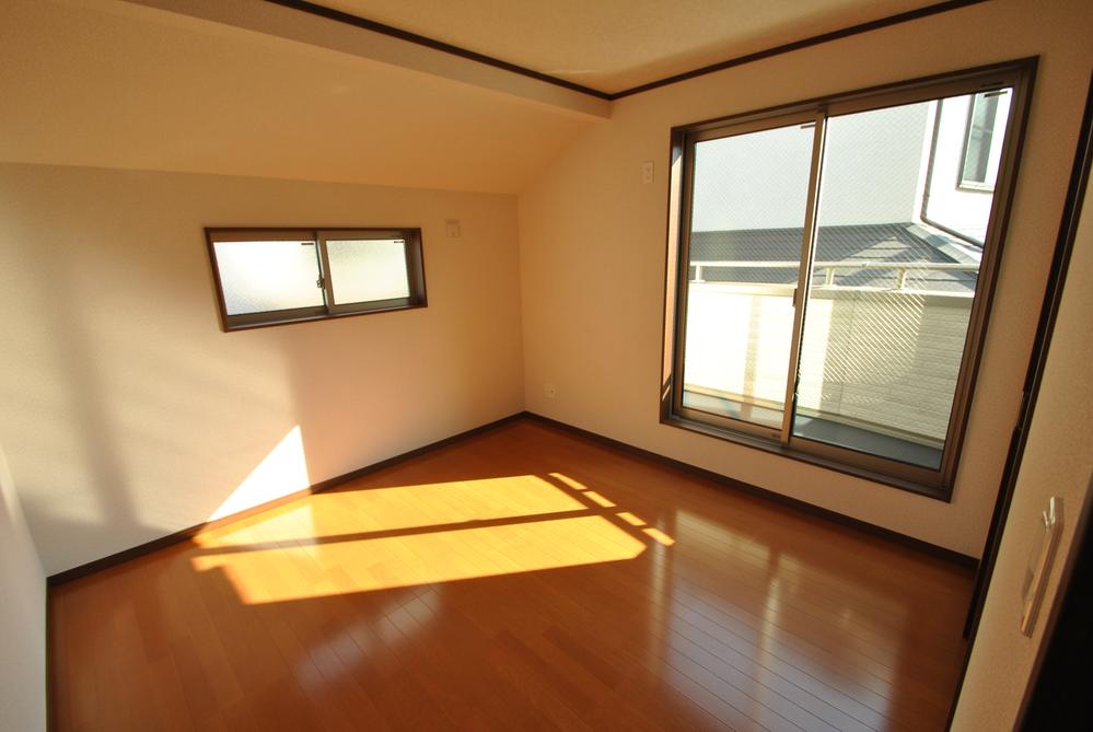 Non-living room. Indoor (12 May 2013) Shooting 8 Building