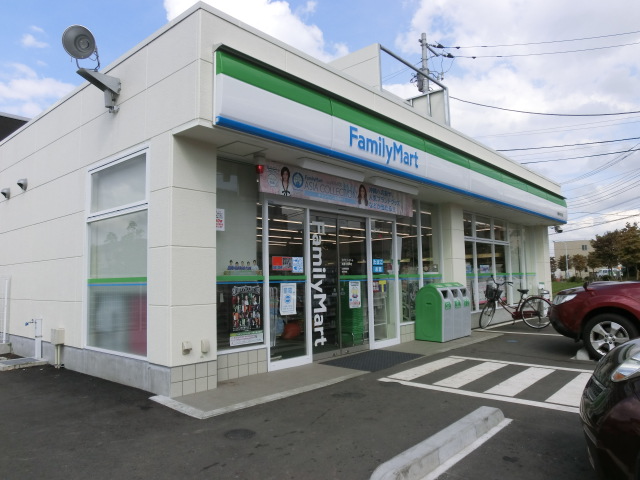 Convenience store. FamilyMart Kiyose Nakakiyoto store up (convenience store) 200m