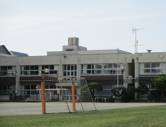 Primary school. Kiyose Municipal Kiyose to elementary school 1011m