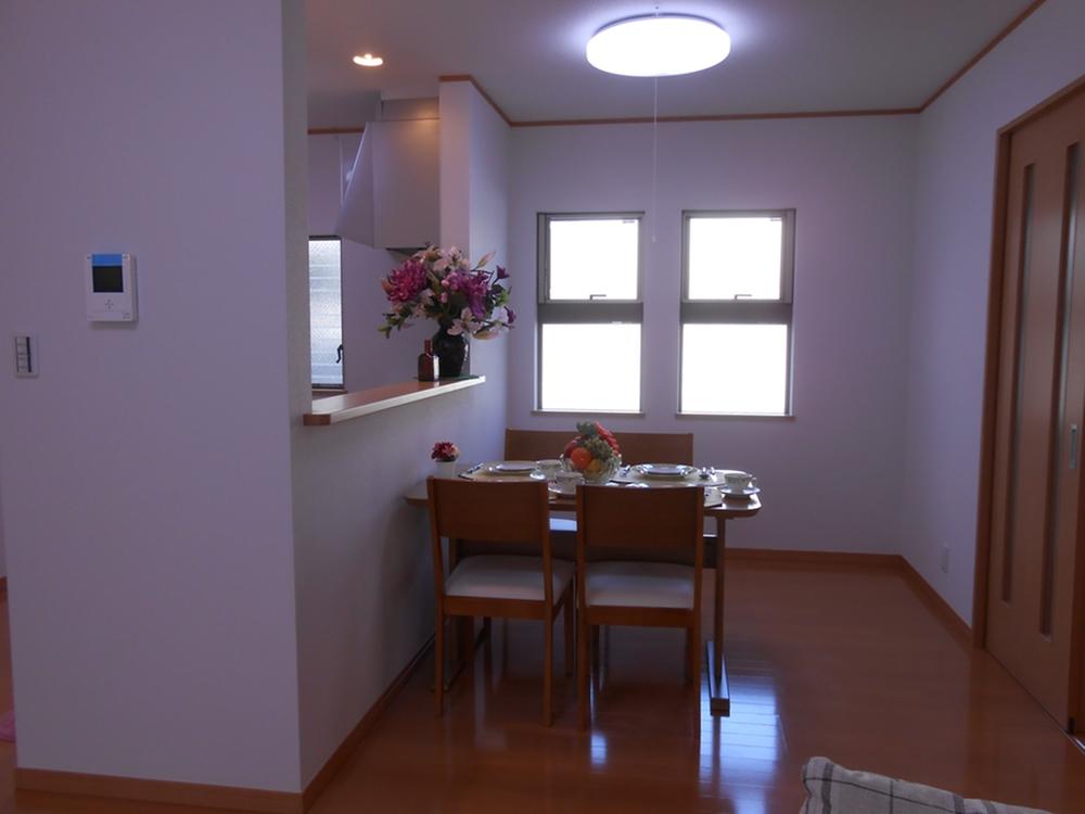 Non-living room. Indoor (11 May 2013) Shooting