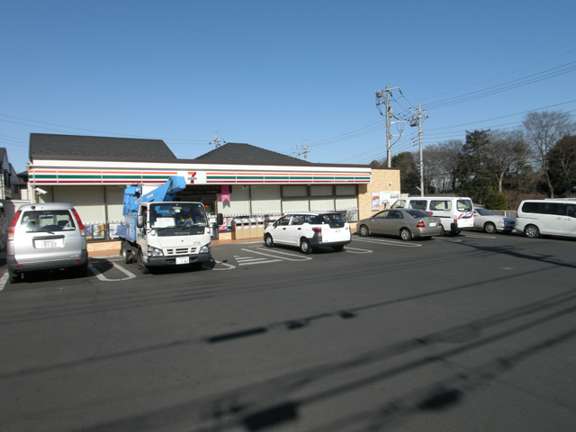 Convenience store. Seven-Eleven Kiyose Nakazato 2-chome up (convenience store) 879m