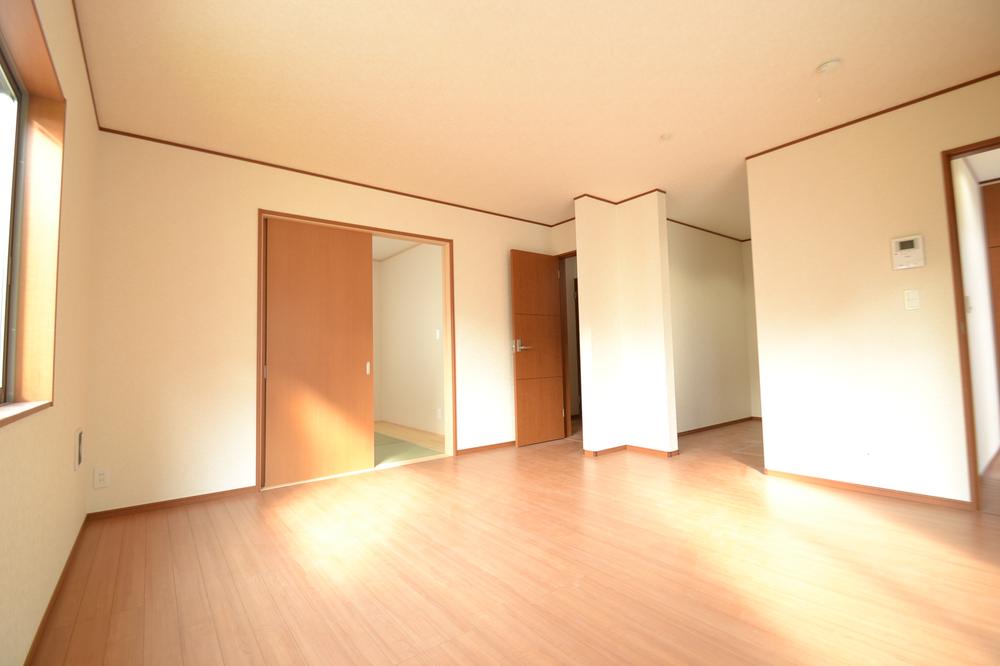 Living. Indoor (11 May 2013) Shooting 1 Building