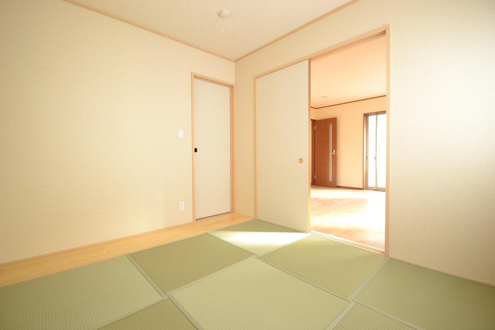 Non-living room. Bright Japanese-style room