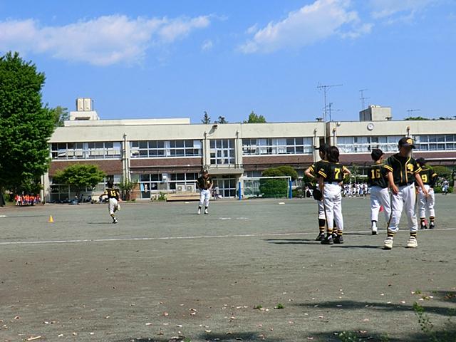 Primary school. Municipal Kiyose until elementary school 470m