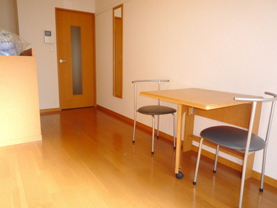 Other room space. ☆ Table is also equipment ☆
