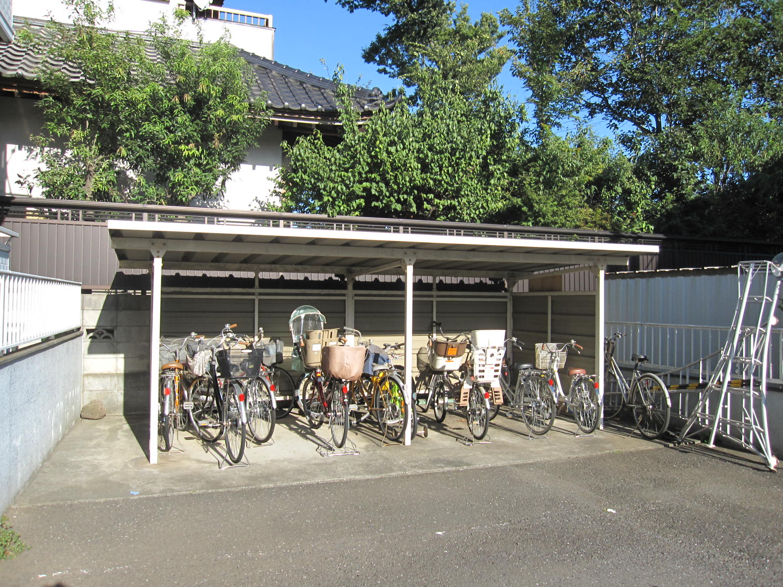 Other common areas. Bicycle-parking space