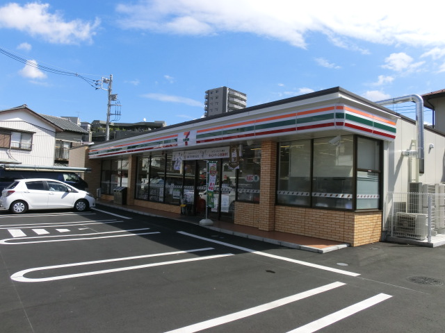 Convenience store. Seven-Eleven Kiyose Motomachi 1-chome (convenience store) to 200m