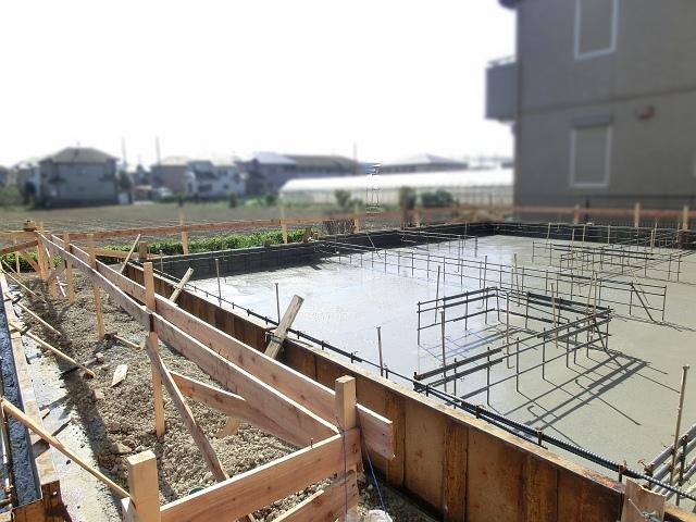 Local appearance photo. 1 Building Foundation