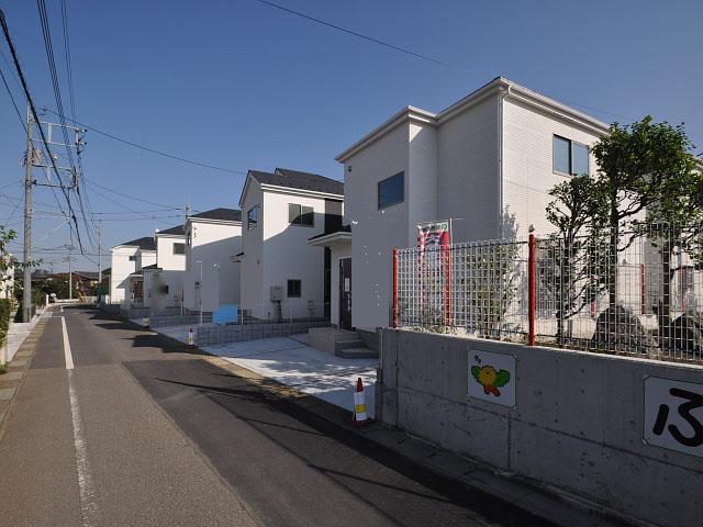 Local appearance photo. Kiyose Nakazato 4-chome local landscape and contact road situation