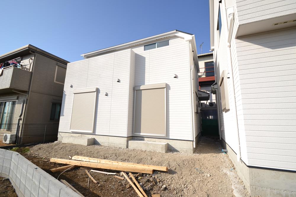 Local appearance photo. 1