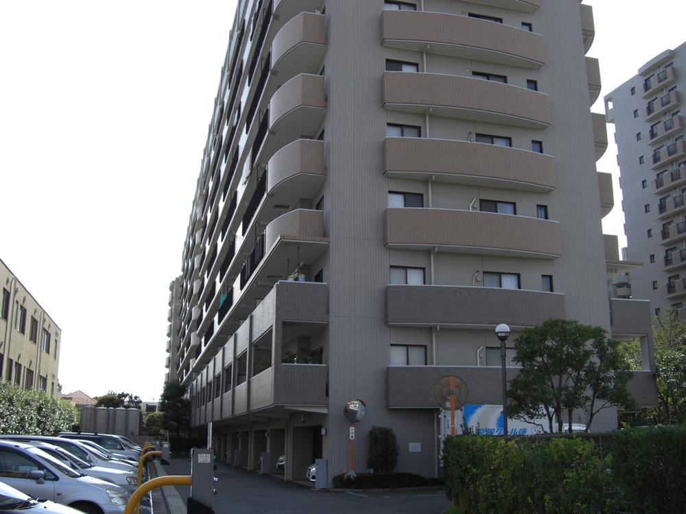 Local appearance photo. Local (10 May 2013) Shooting