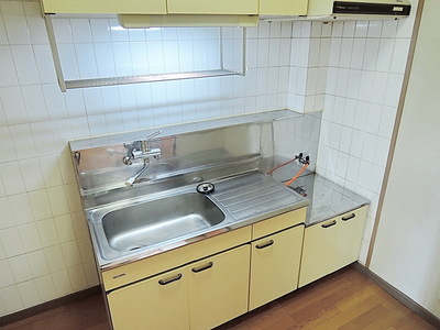 Kitchen. Two-burner gas stove installation Allowed Kitchen