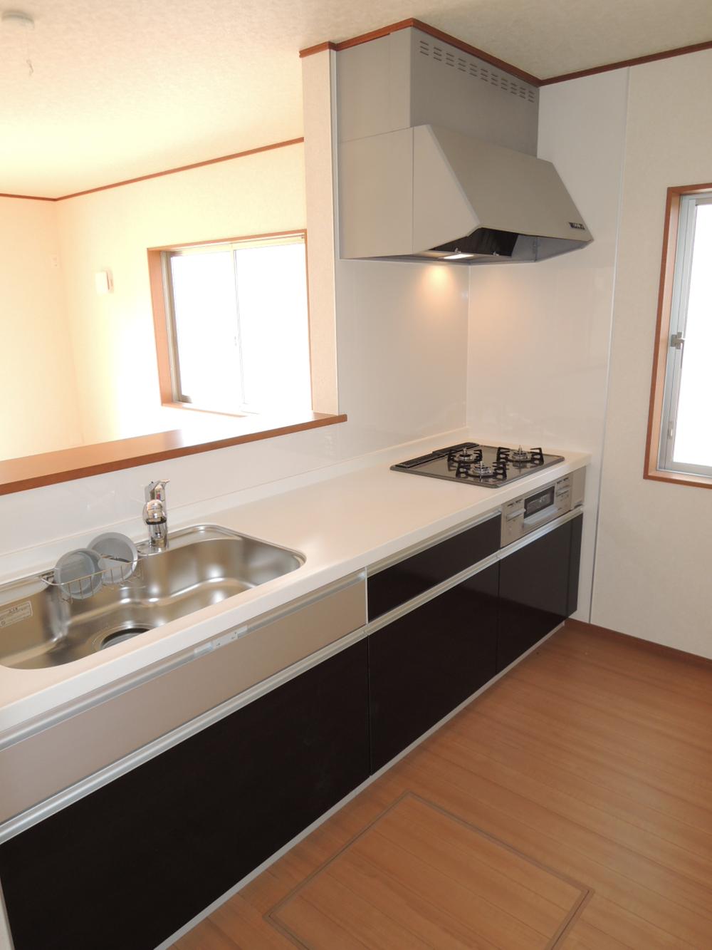 Same specifications photo (kitchen). Face-to-face kitchen (same specifications)