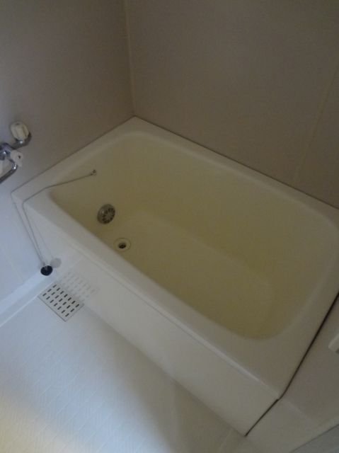 Bath. It is a bath with a reheating