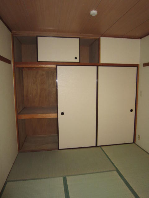 Living and room. Also firmly ken minute closet of Japanese-style room