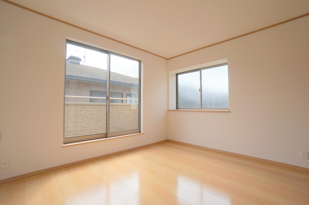 Non-living room. Indoor (September 2013) Shooting