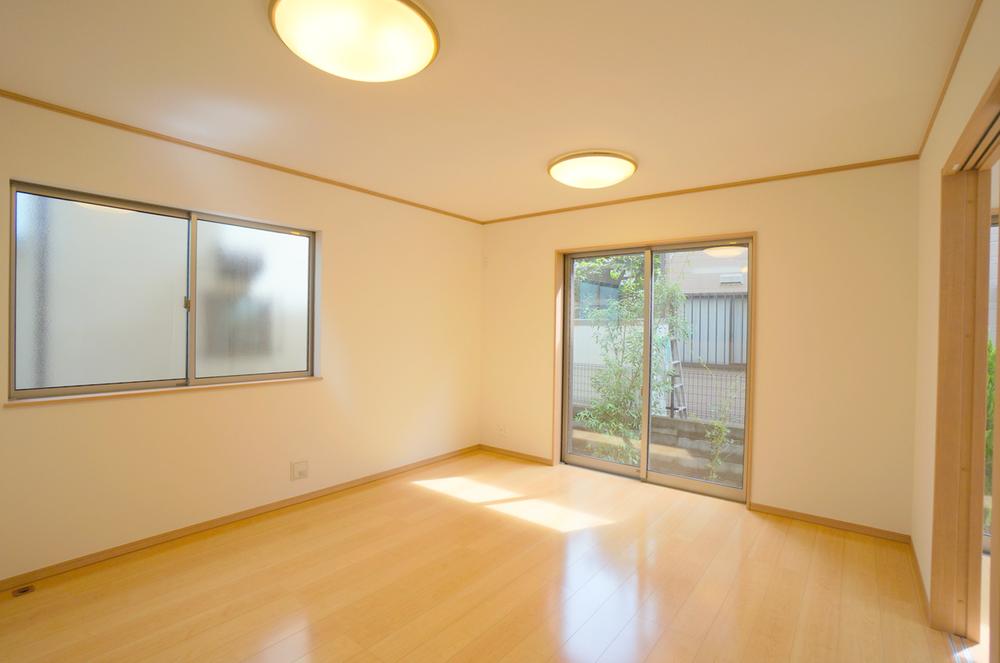 Living. Indoor (September 2013) Shooting