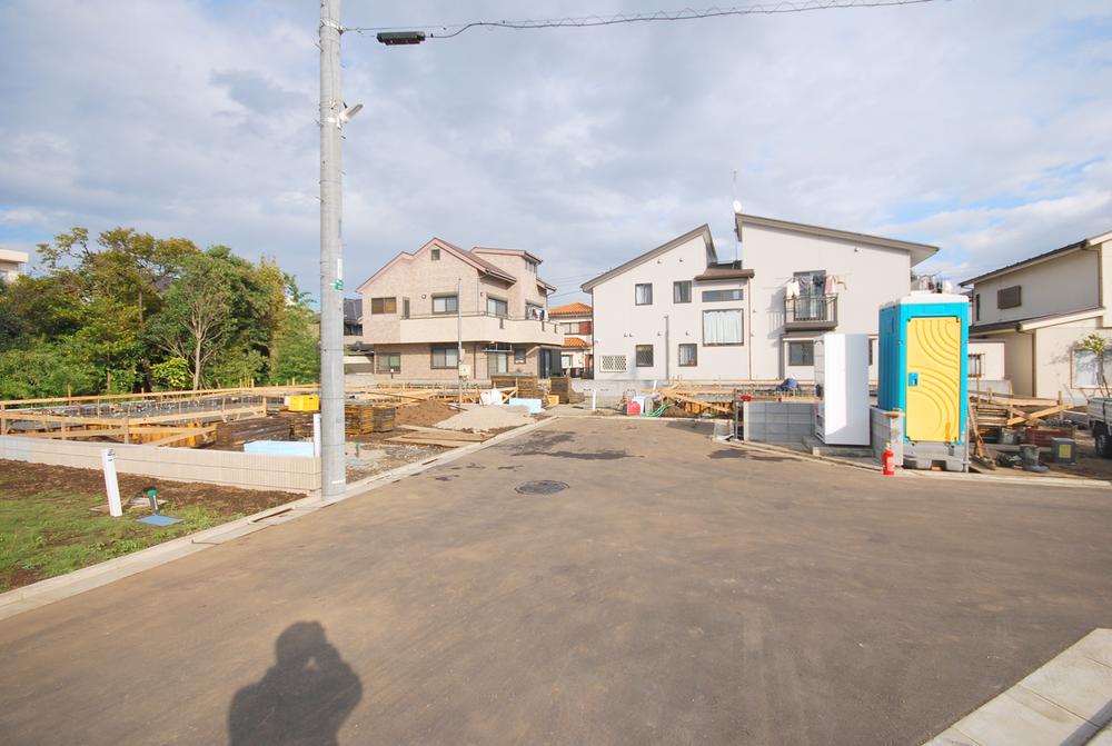 Local appearance photo. Local shooting