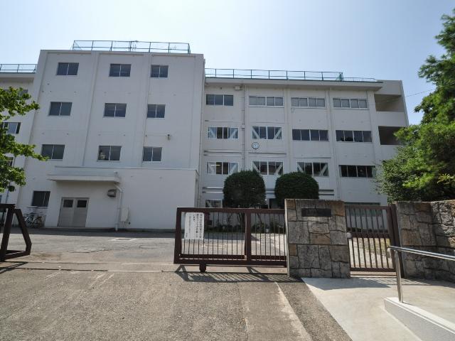 Junior high school. Koganei to South Junior High School 1300m