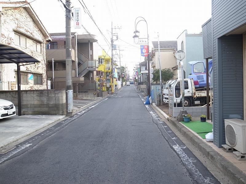Local photos, including front road. East road