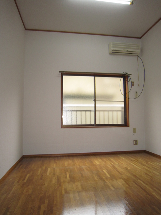 Living and room. Flooring studio ☆