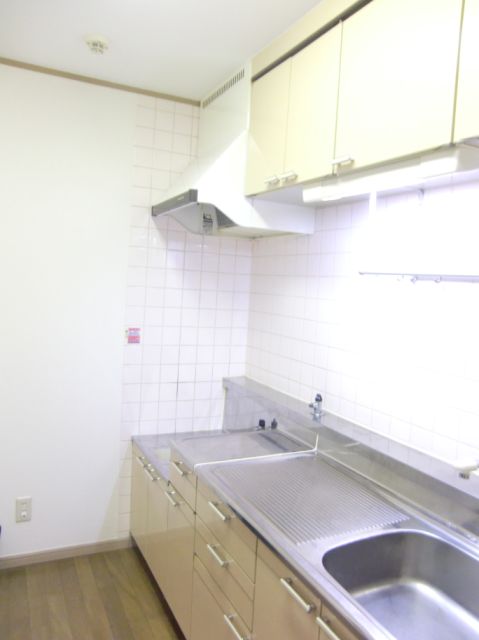 Kitchen. Is Gasukitchin