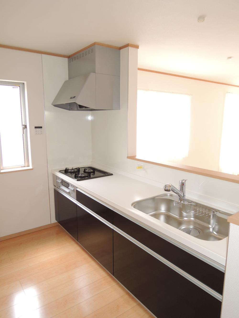 Same specifications photo (kitchen). System Kitchen (seller construction cases)