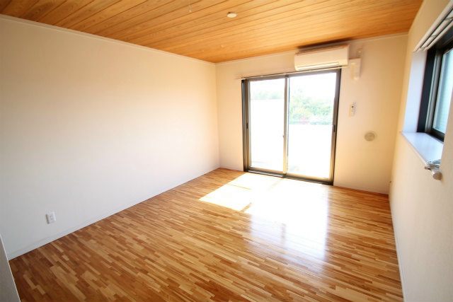 Other room space