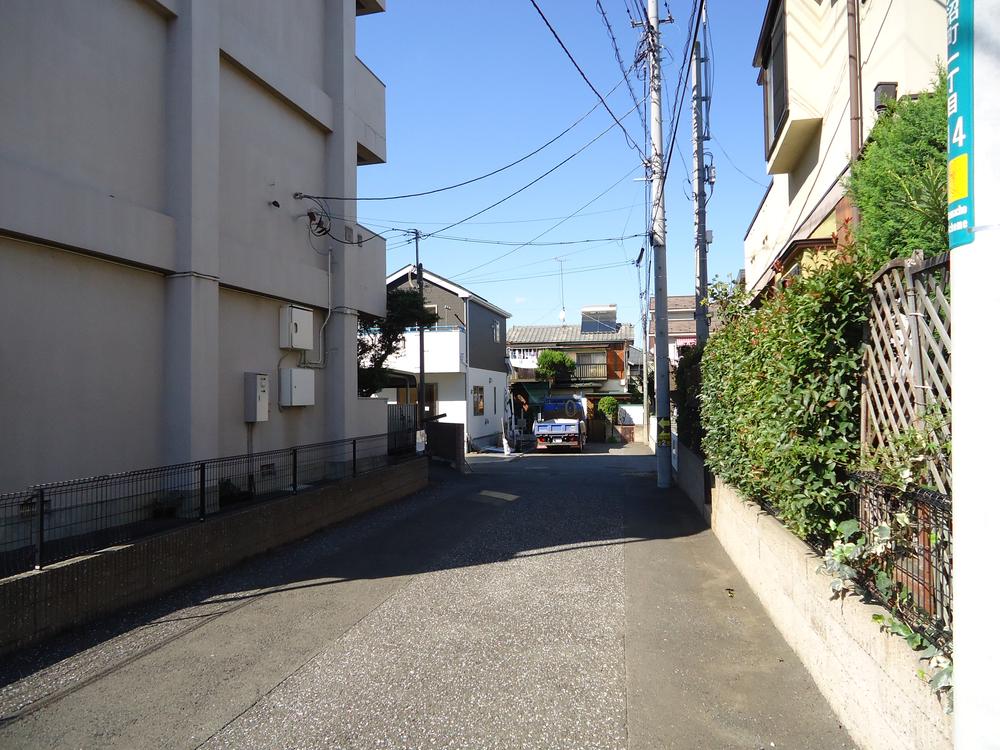 Local photos, including front road. Local (September 2013) Shooting