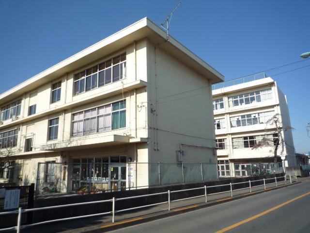 Primary school. Deng 750m until the second elementary school  ※ Elementary school is the control area that can be selected from two schools.
