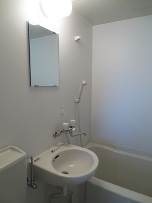 Washroom. Wash