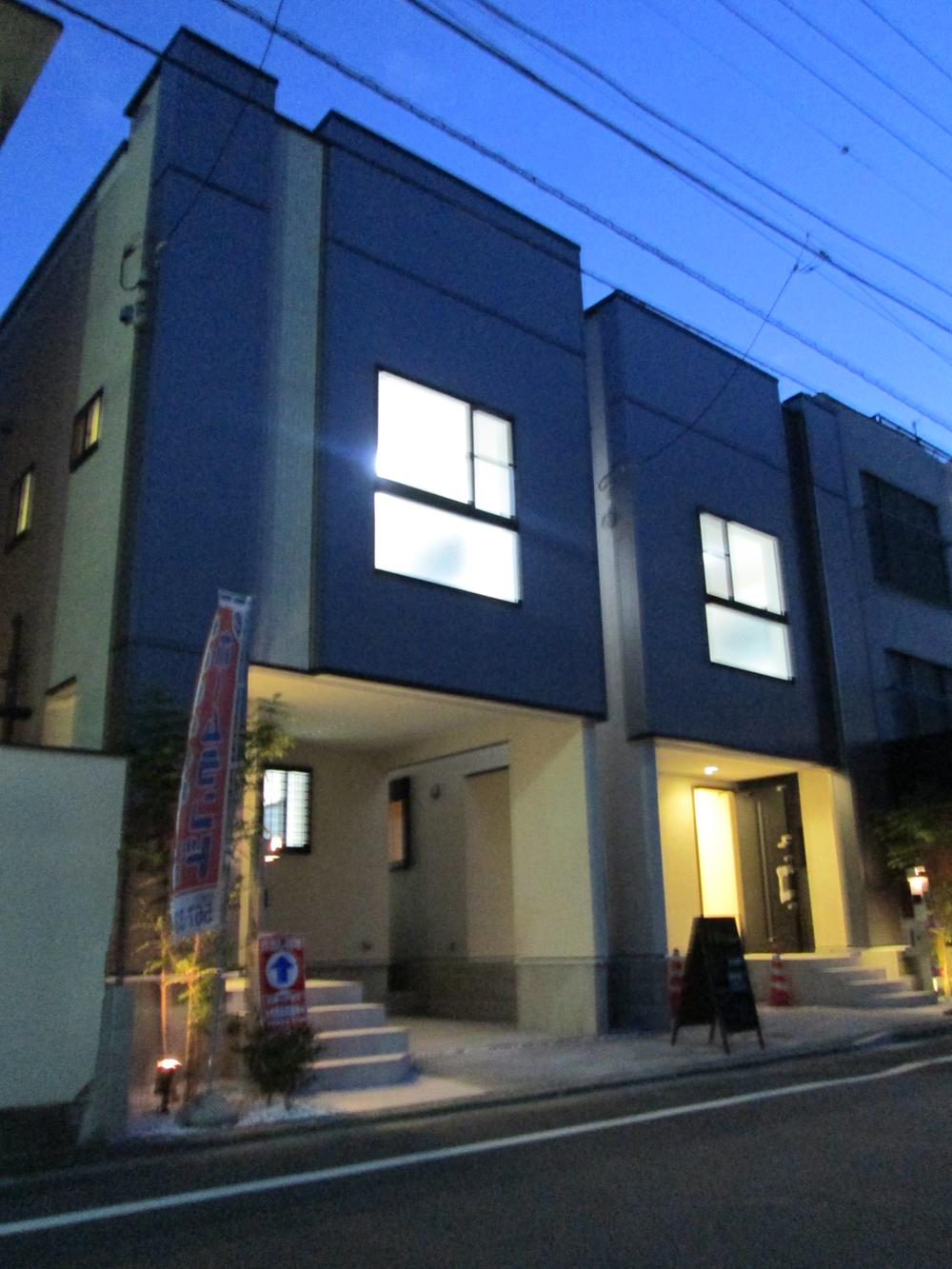 Local appearance photo. Local (September 2013) Shooting Imposing a completed