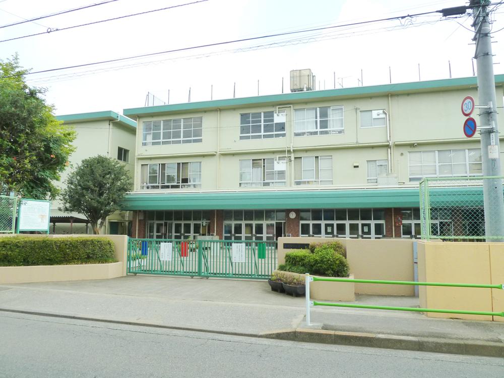 Primary school. Kodaira standing first-class inn 1000m up to elementary school