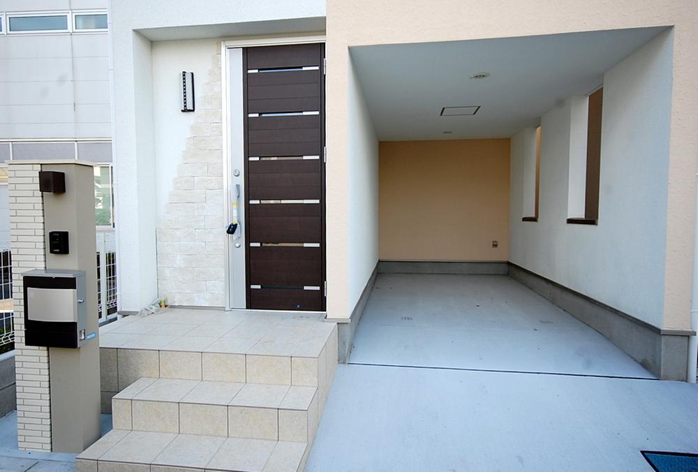 Parking lot. Local appearance photo