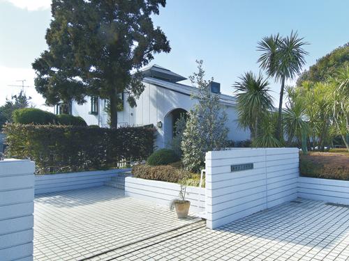 Other Environmental Photo. 880m until Deng Tennis Club