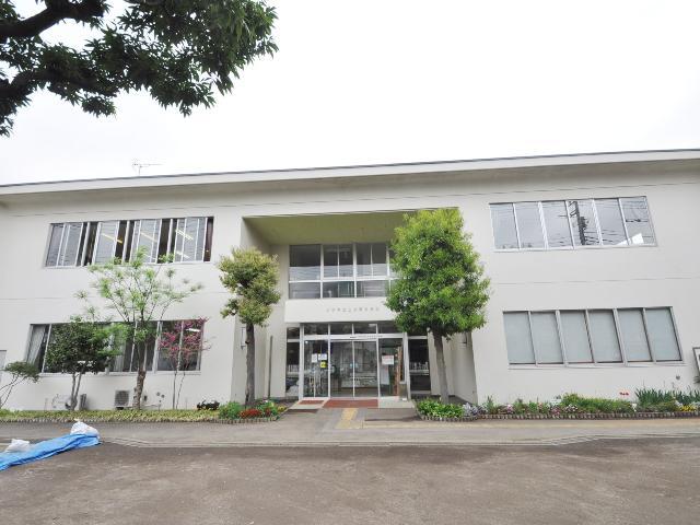 library. Kodaira Municipal Central Library Josuiminami to Branch 1300m