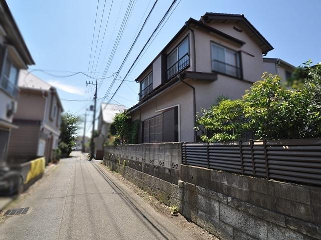 Local photos, including front road. Kodaira Ogawa during the 2-chome, August 28, 2013 shooting Contact road situation
